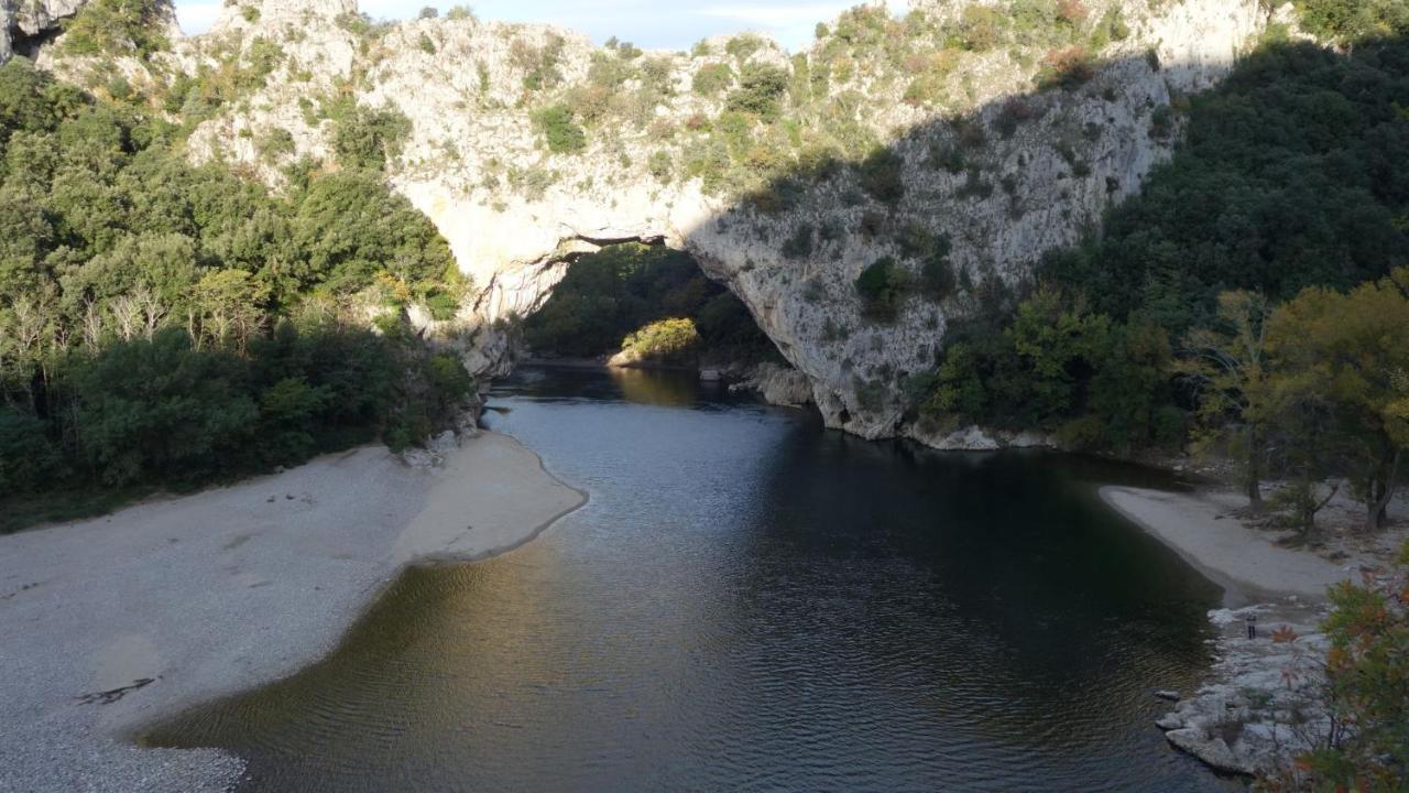 Gites Du Combeau Saint-Maurice-dʼIbie 外观 照片