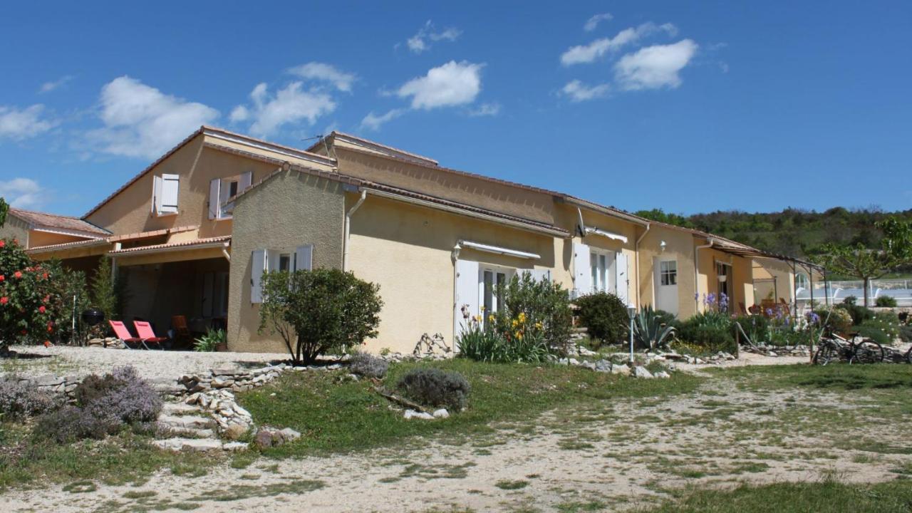 Gites Du Combeau Saint-Maurice-dʼIbie 外观 照片